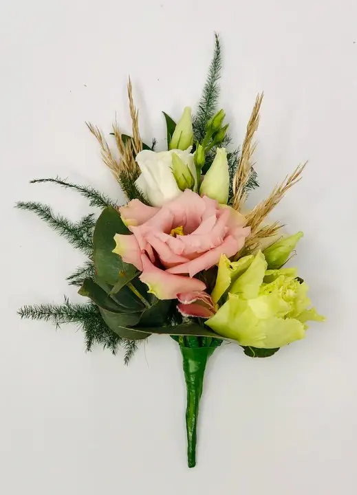 Grooms Buttonhole with Lisianthus and Pampas