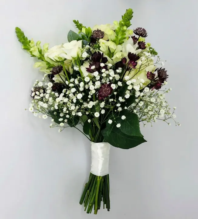 Fresh Summer Bridal Bouquet with Burgundy Flowers