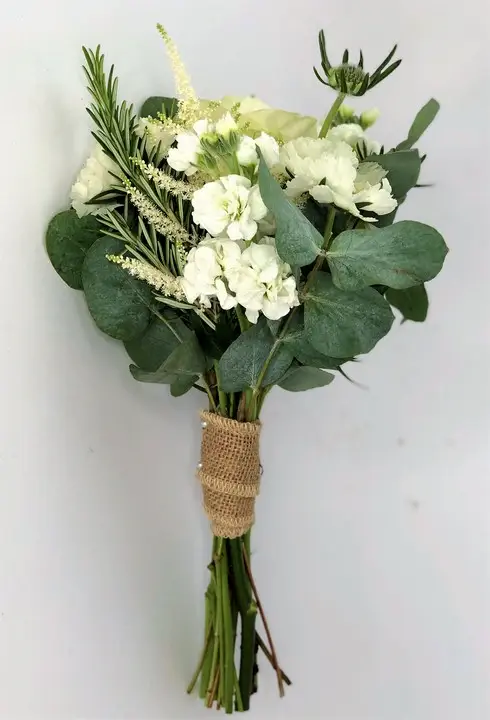 Scented Bridesmaid Bouquet with Rosemary and Eucalyptus