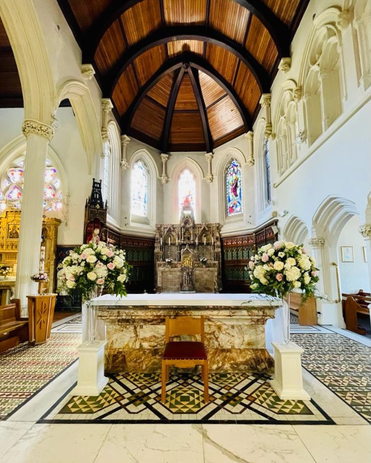 Summer Wedding Flowers at Nunsmere Hall