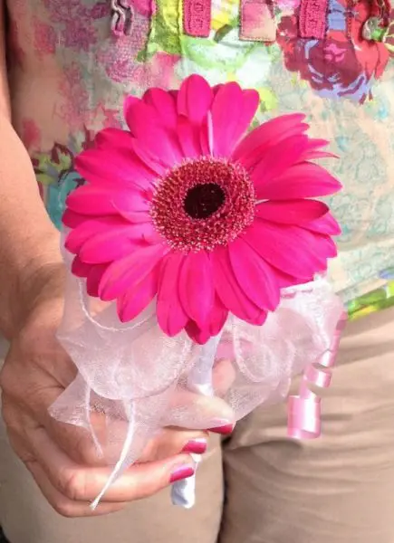 Cerise Pink Gerbera Wand Bouquet 2