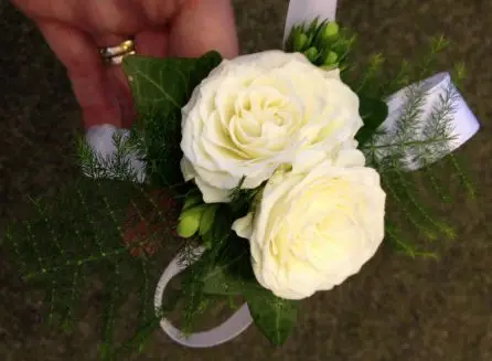 Childs wrist Corsage of Spray Roses