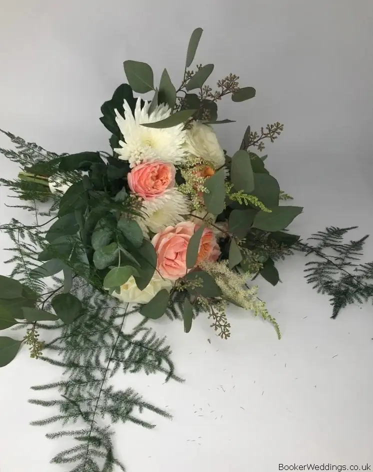 Bride Wild Handtied in Ivory and Coral