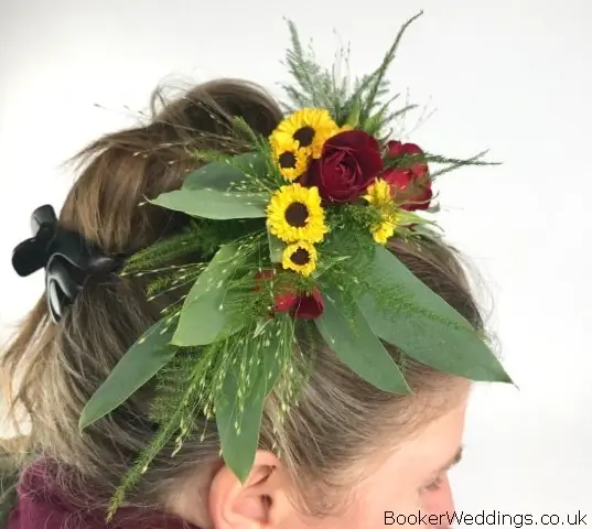 Bright Autumn Fresh Flowers Haircomb