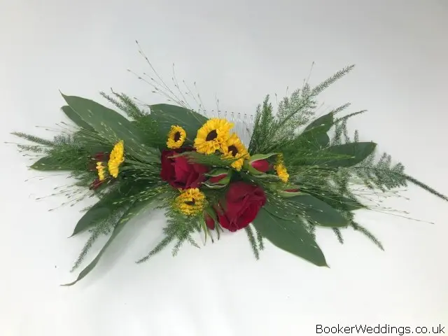 Haircomb of Bright Autumn Flowers