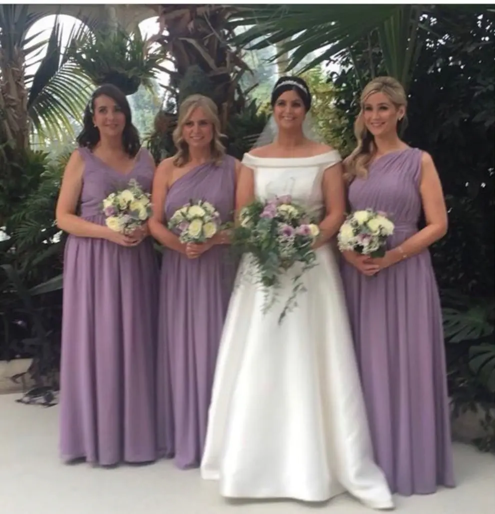 Bride Nicola and her Bridesmaids