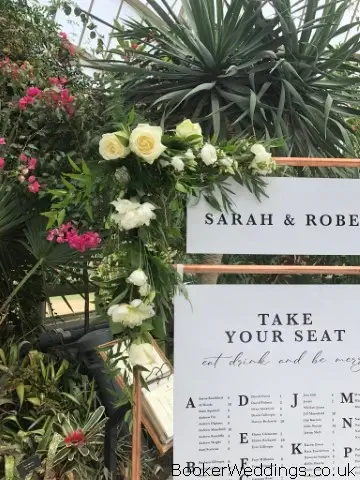 Seating Plan Flowers to Match Bride Bouquet