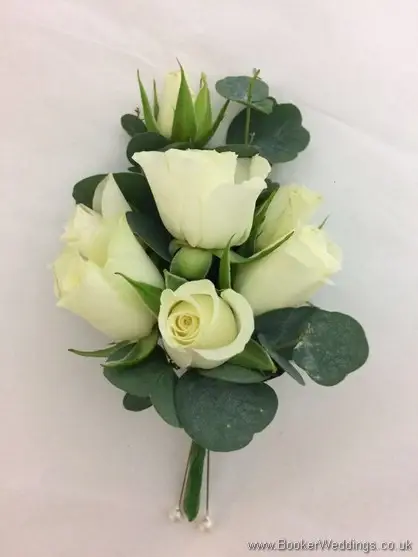 Ivory rose and greenery pin corsage