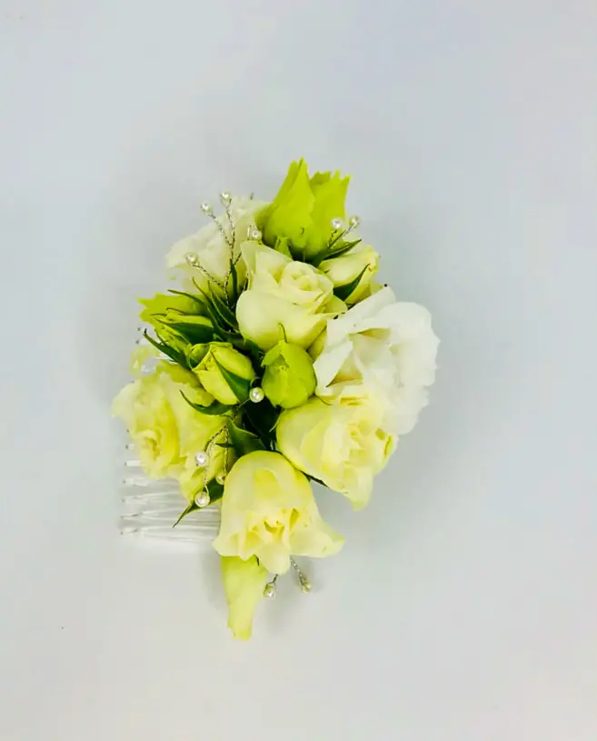 White Rose and Lisianthus Hair Comb