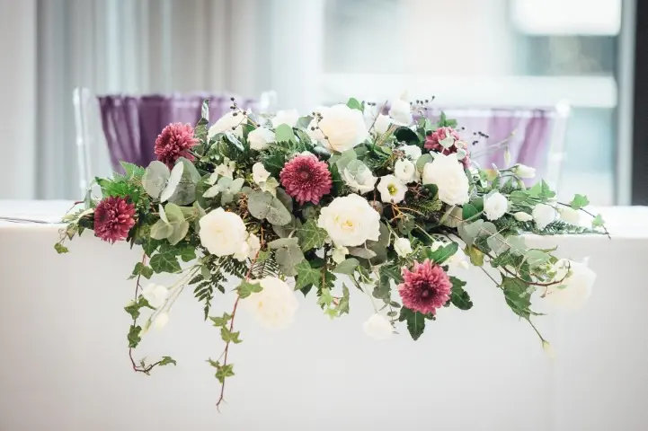 December Wedding Flowers Photos by Antonio Franco 10