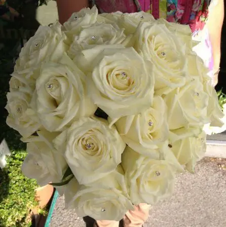 White Naiomi Rose and Diamante Brides Bouquet