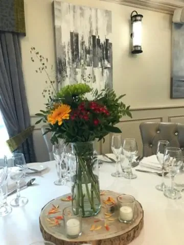 Bright Summer Wedding Flowers at Allerton Manor6