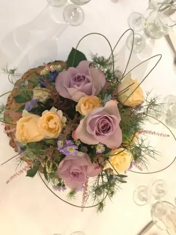 Pastel Wedding Flowers at Allerton Manor8