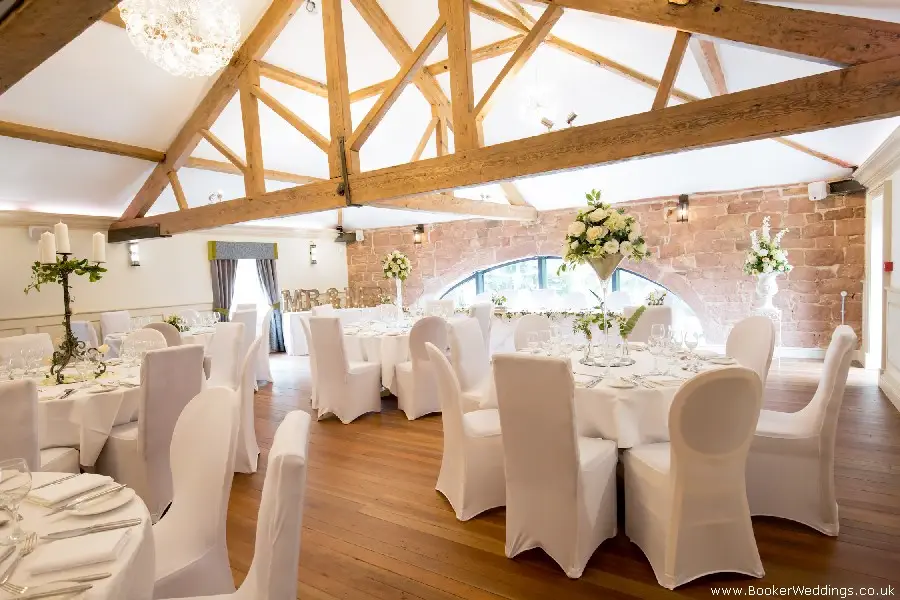 Wedding photo shoot at Allerton Manor, featuring flowers from Booker Weddings, Liverpool Florists14