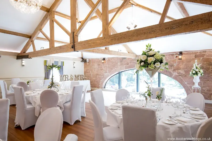 Wedding photo shoot at Allerton Manor, featuring flowers from Booker Weddings, Liverpool Florists27